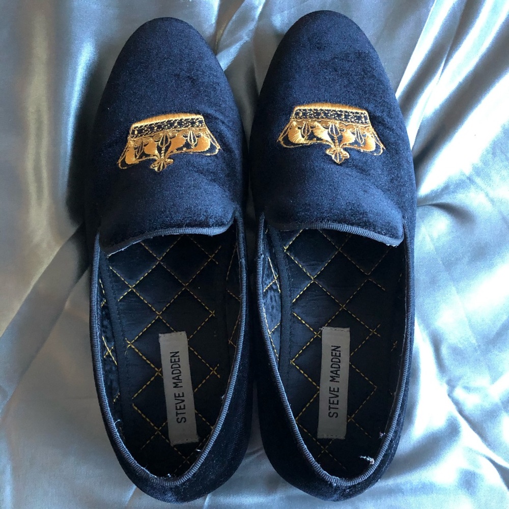 Black velvet Steven madden dress shoes